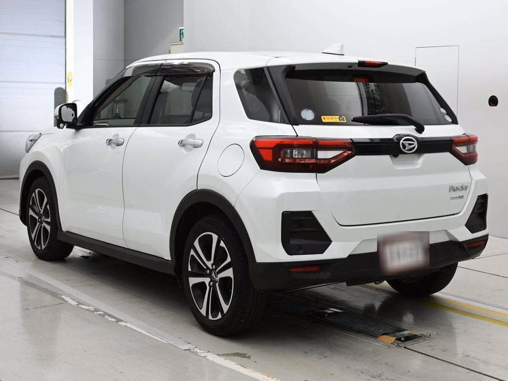 DAIHATSU ROCKY