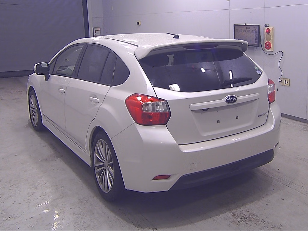 SUBARU IMPREZA