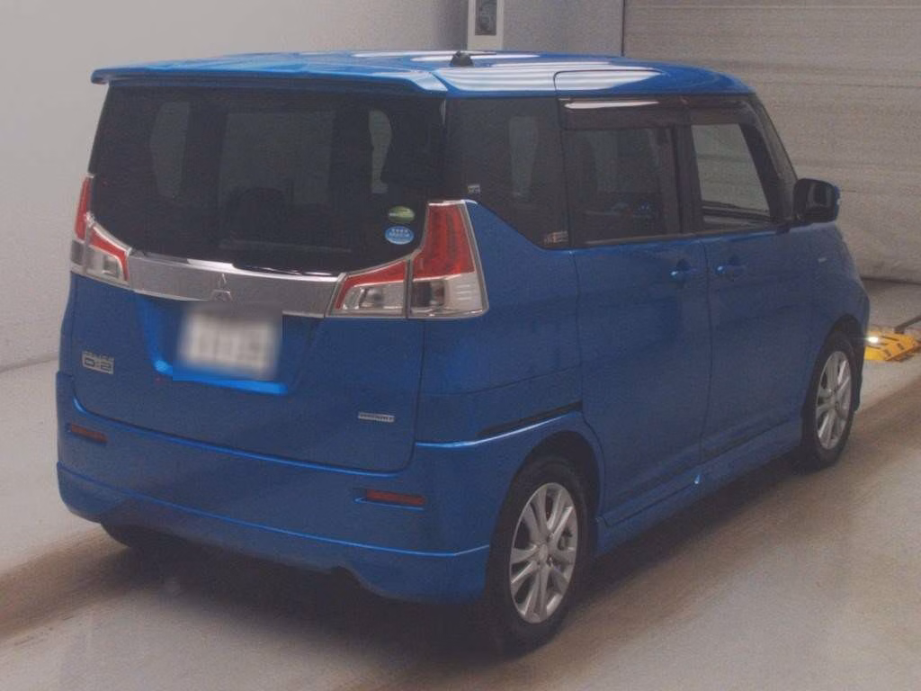 MITSUBISHI DELICA D:2