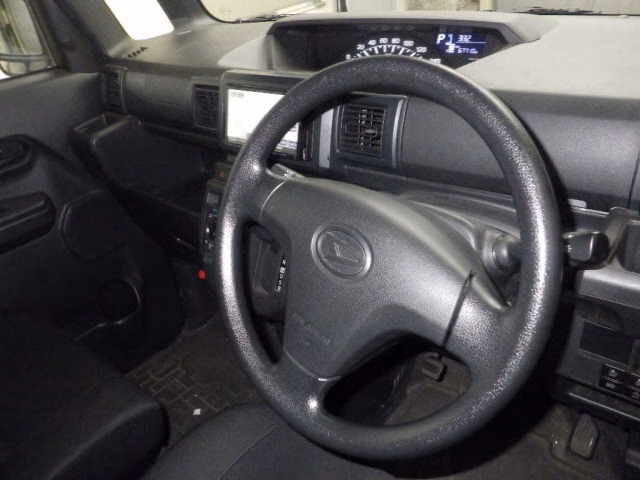 DAIHATSU HIJET CADDIE