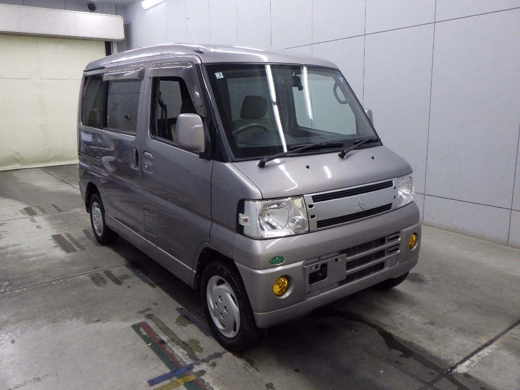MITSUBISHI TOWN BOX