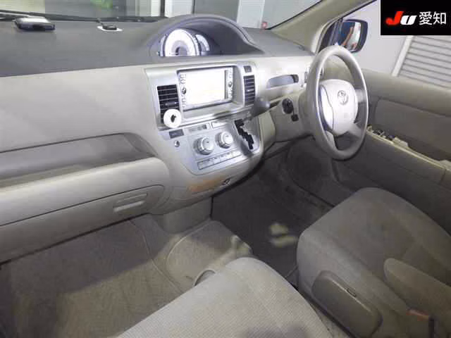 TOYOTA RAUM