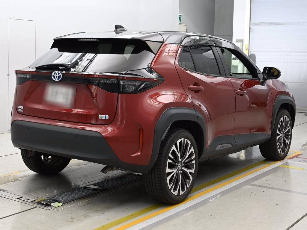 TOYOTA YARIS CROSS