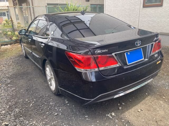 TOYOTA CROWN