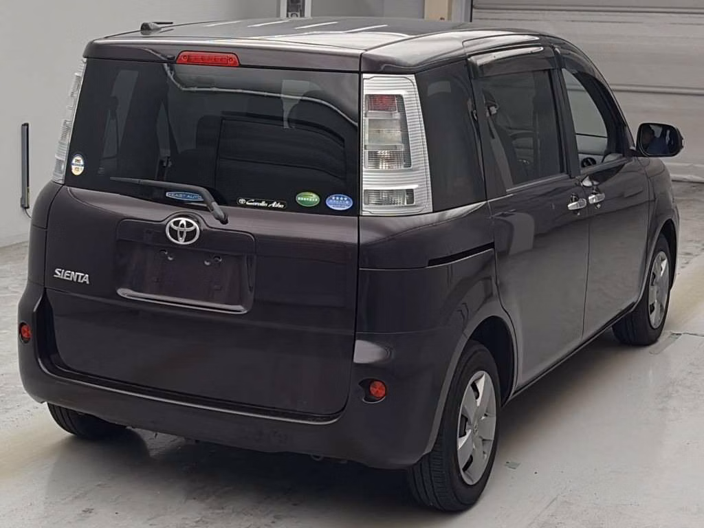 TOYOTA SIENTA
