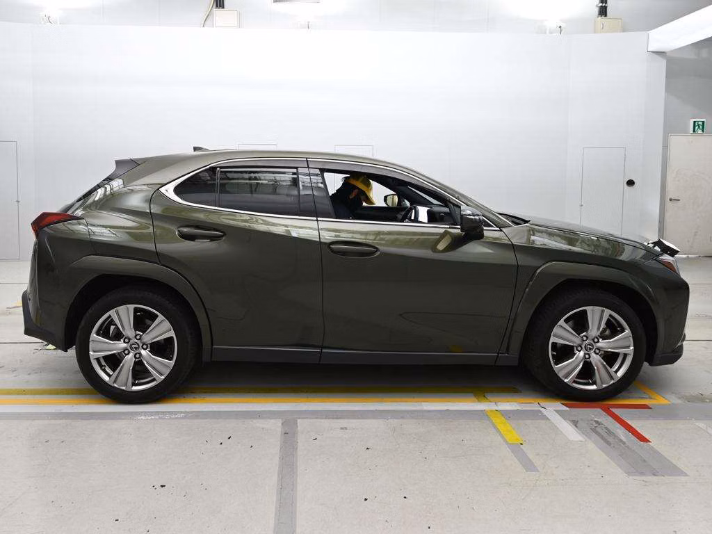 LEXUS UX250H