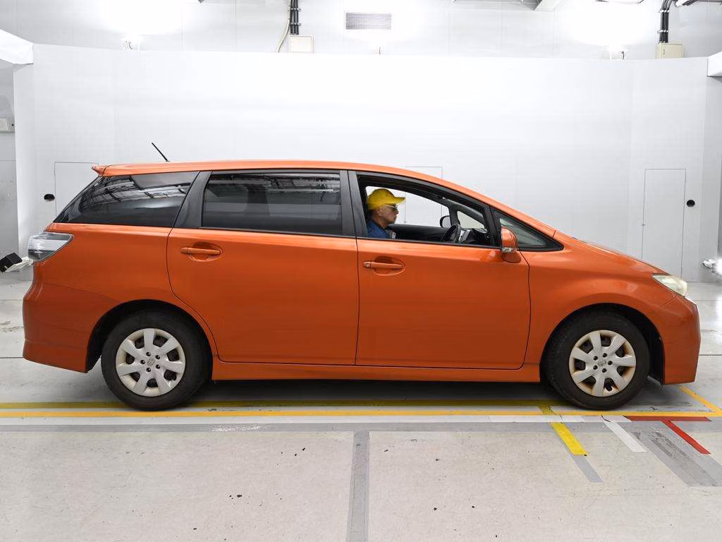 TOYOTA WISH