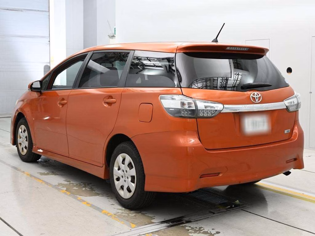TOYOTA WISH