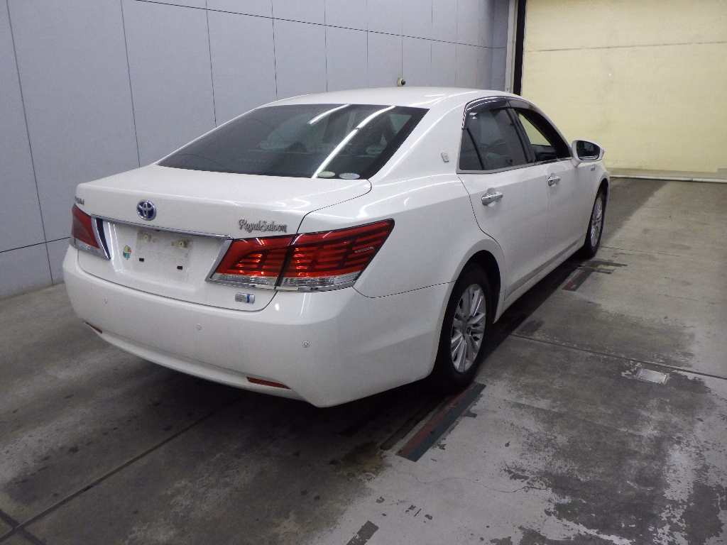 TOYOTA CROWN