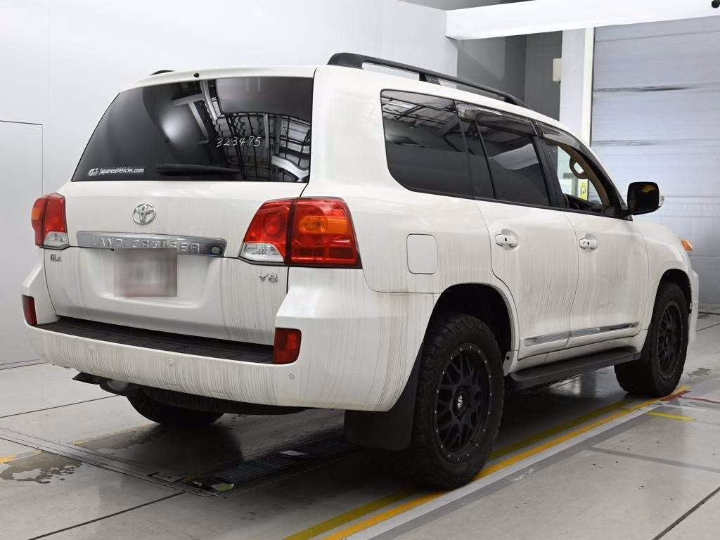TOYOTA LAND CRUISER
