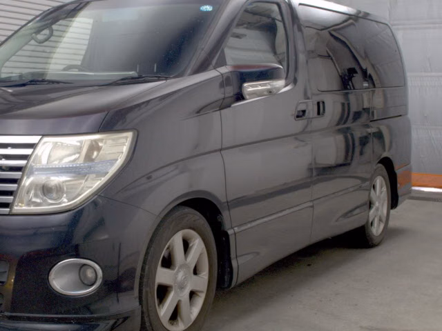NISSAN ELGRAND
