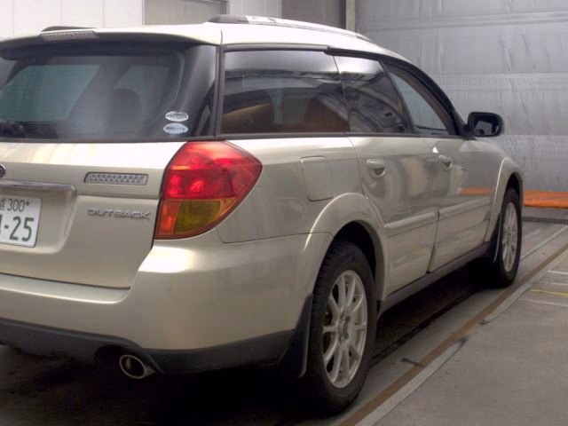 SUBARU OUTBACK