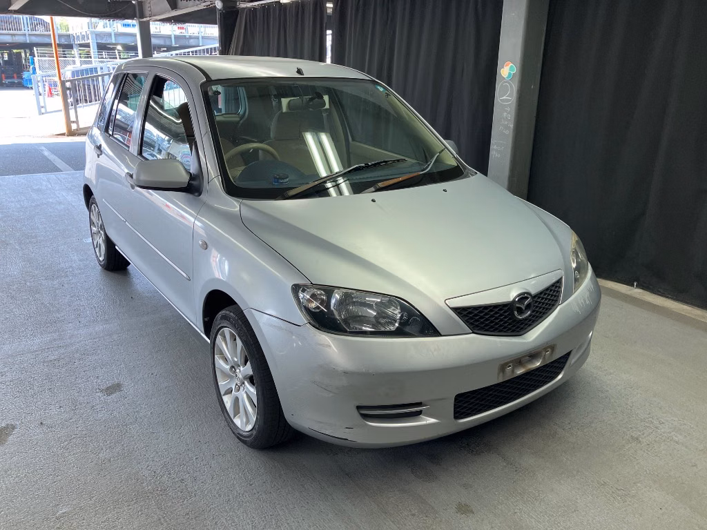 MAZDA DEMIO