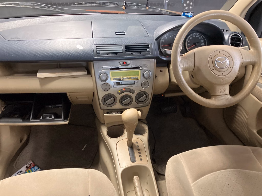 MAZDA DEMIO