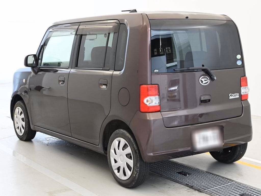 DAIHATSU MOVE CONTE