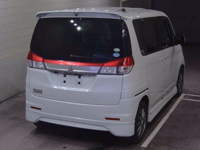 MITSUBISHI DELICA D:2