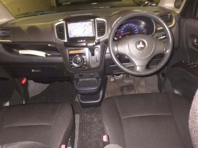 MITSUBISHI DELICA D:2