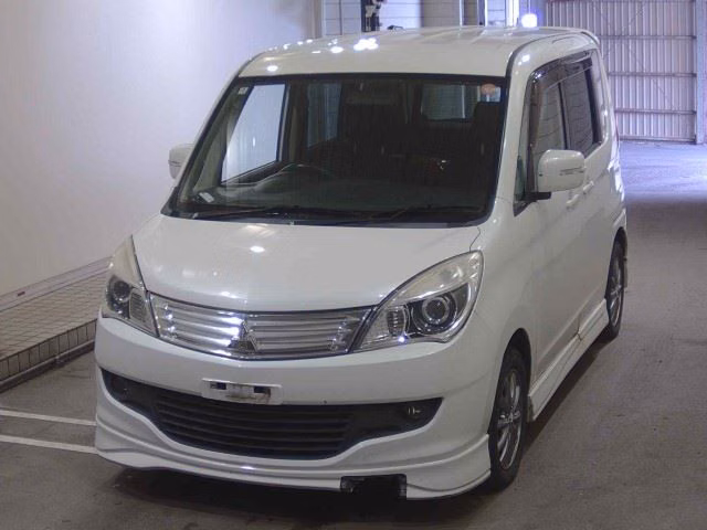 MITSUBISHI DELICA D:2