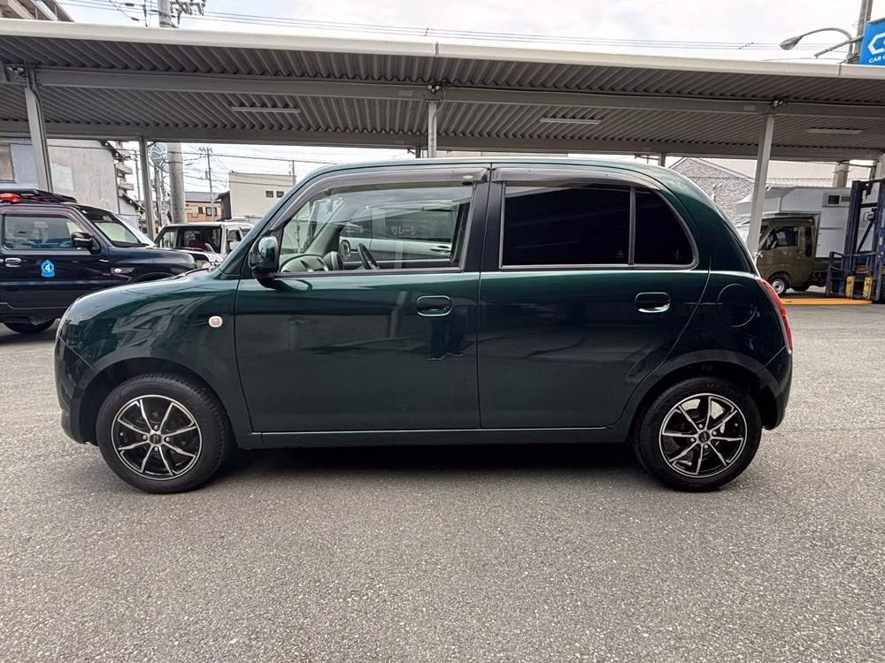 DAIHATSU MIRA GINO