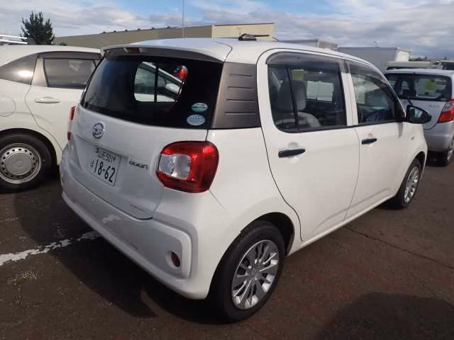 DAIHATSU BOON