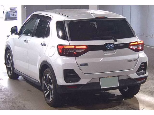 DAIHATSU ROCKY