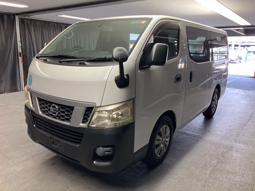NISSAN NV350 CARAVAN