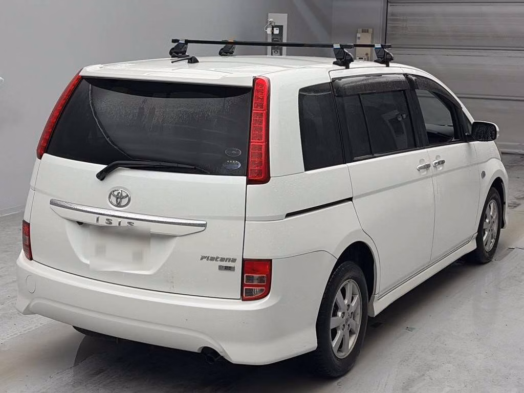 TOYOTA ISIS
