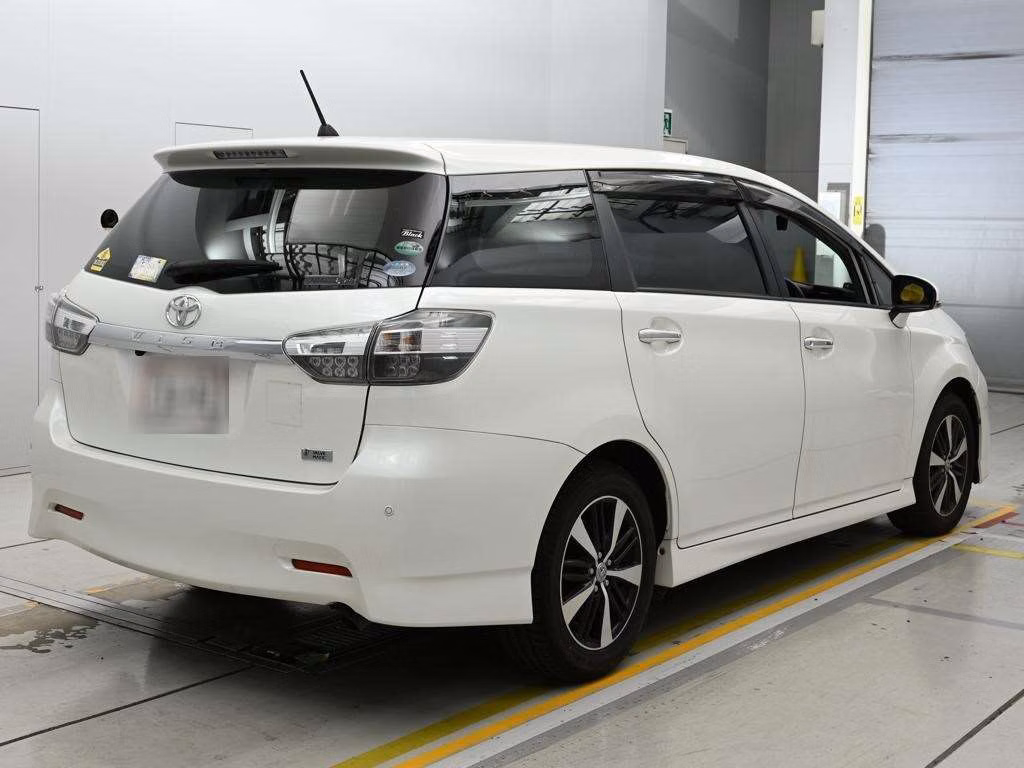 TOYOTA WISH