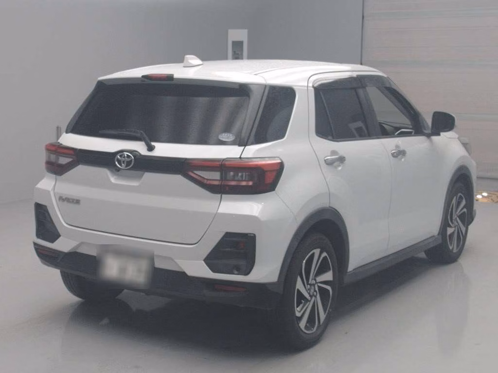 TOYOTA RAIZE