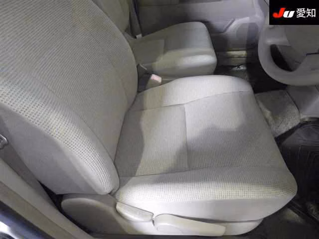 TOYOTA RAUM