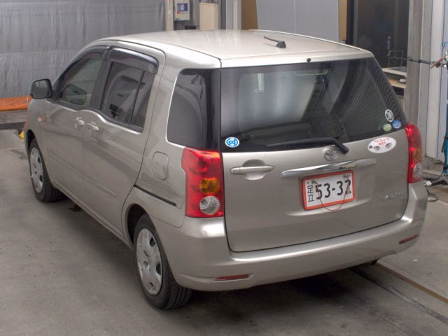 TOYOTA RAUM