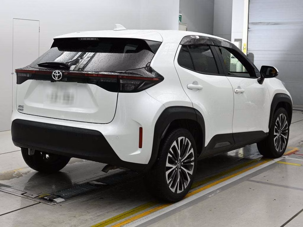 TOYOTA YARIS CROSS