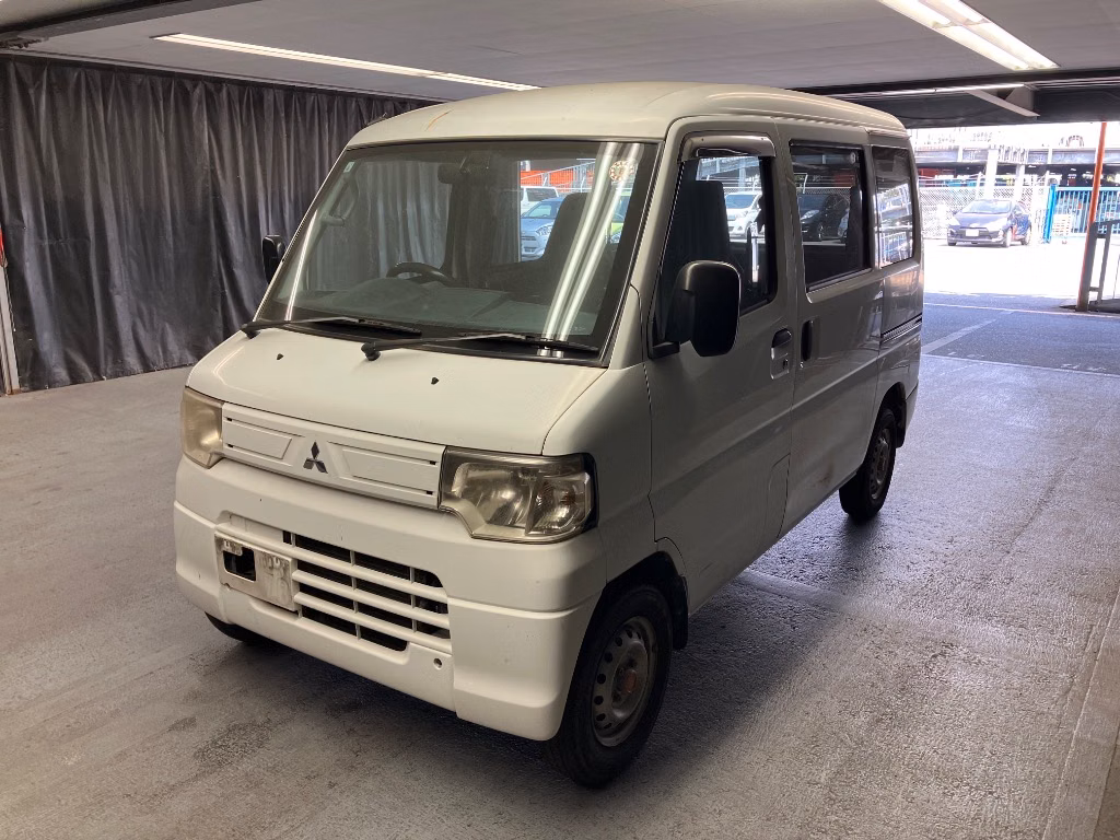 MITSUBISHI MINICAB