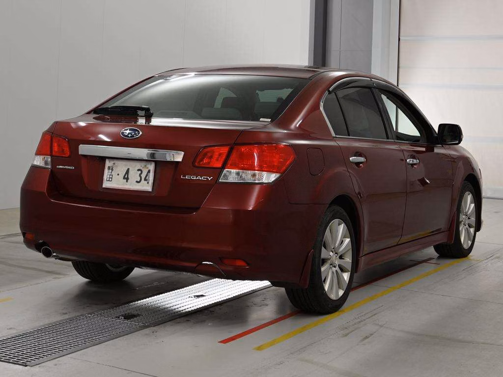 SUBARU LEGACY B4