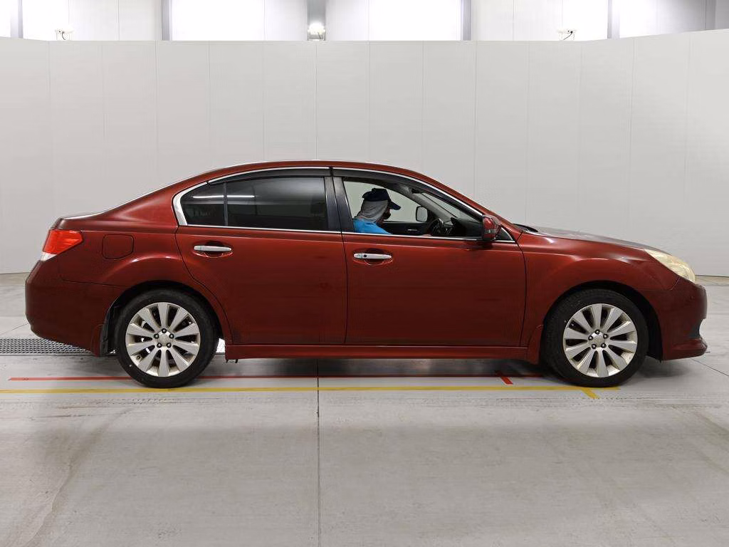 SUBARU LEGACY B4