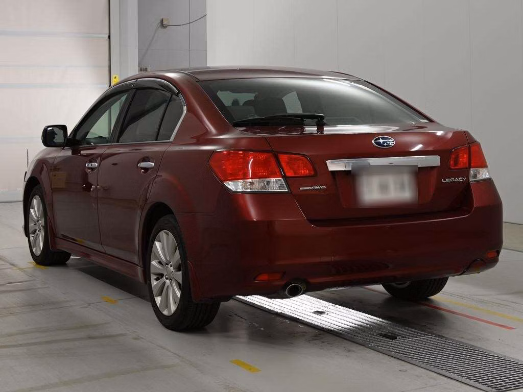 SUBARU LEGACY B4