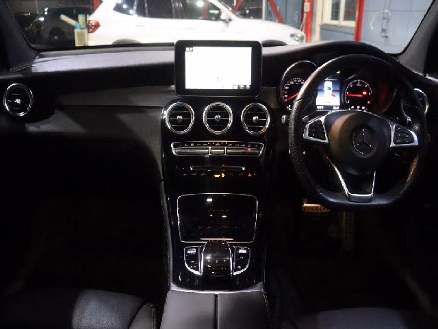 MERCEDES-BENZ GLC-CLASS