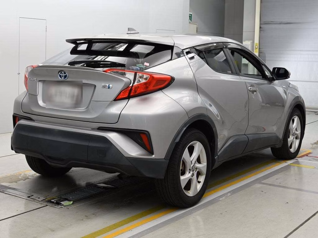 TOYOTA C-HR