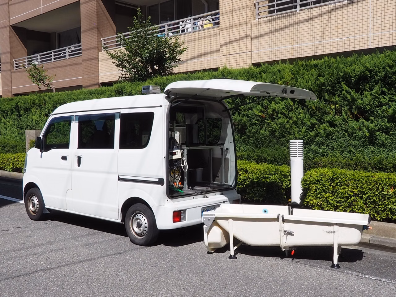 MITSUBISHI MINICAB