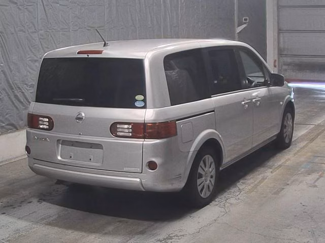 NISSAN LAFESTA