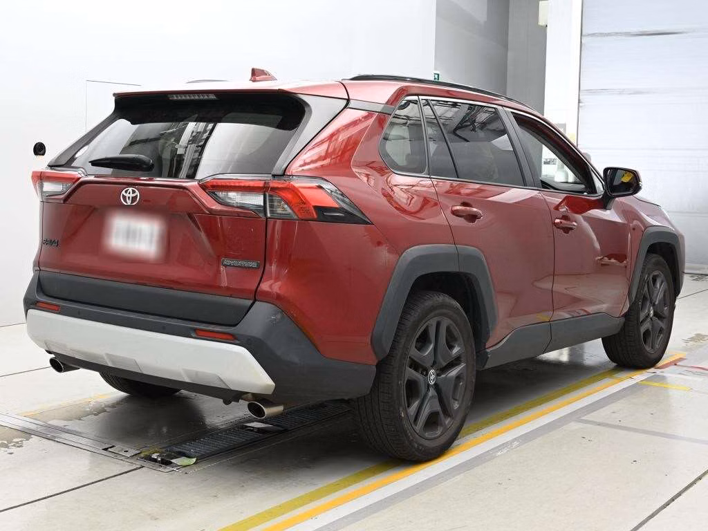 TOYOTA RAV4