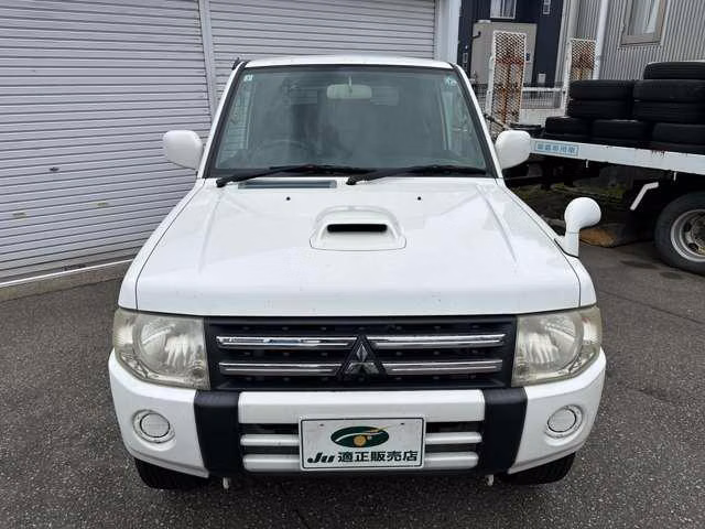 MITSUBISHI PAJERO MINI