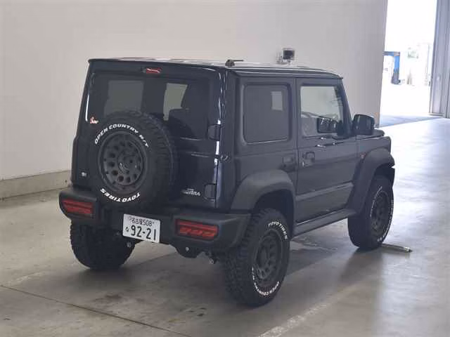 SUZUKI JIMNY SIERRA