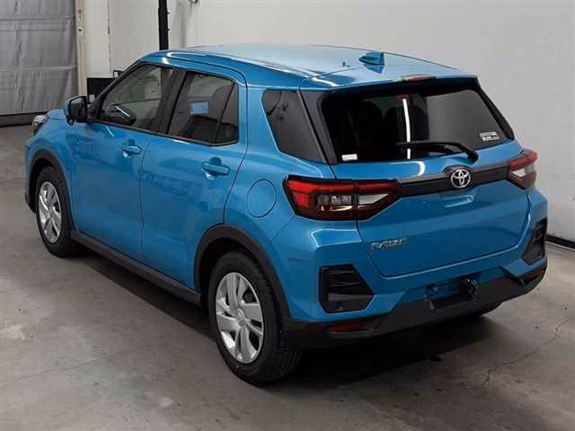 TOYOTA RAIZE