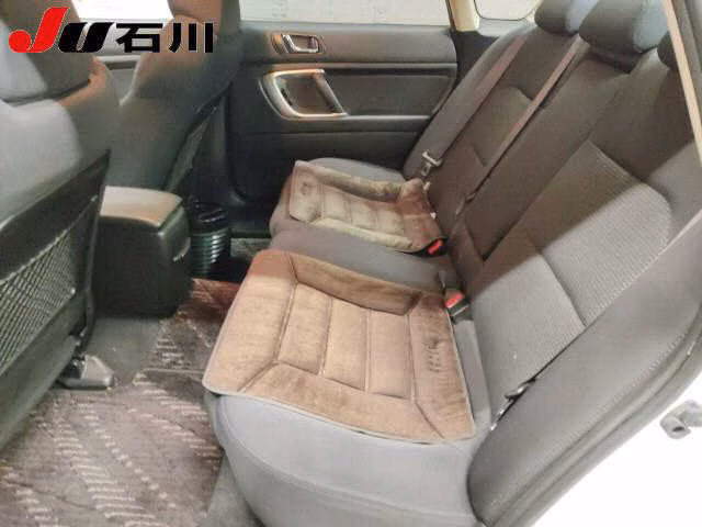 SUBARU LEGACY B4