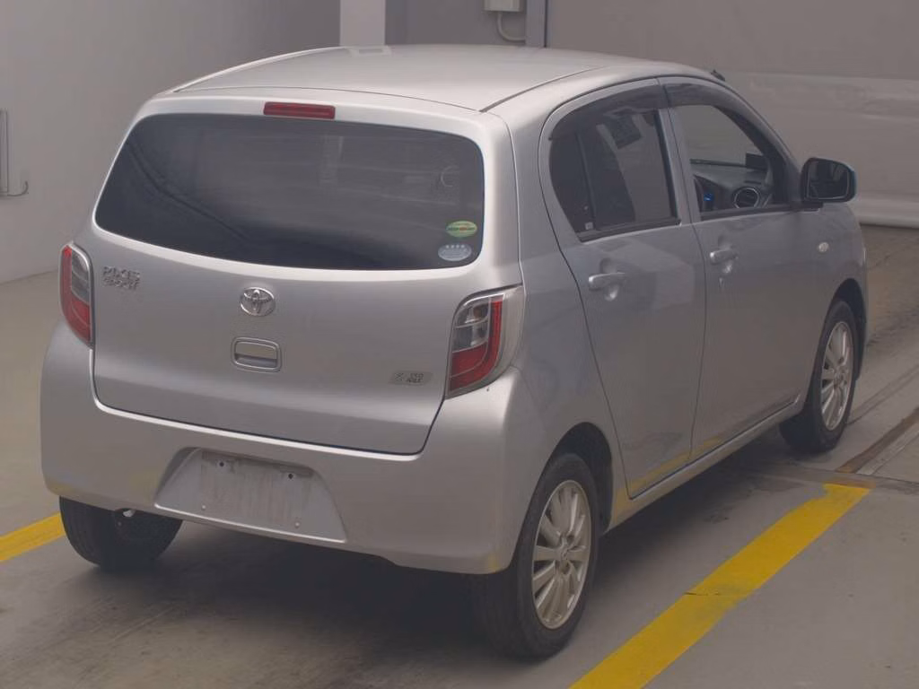 TOYOTA PIXIS EPOCH