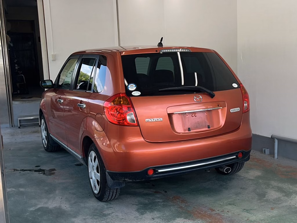 MAZDA VERISA