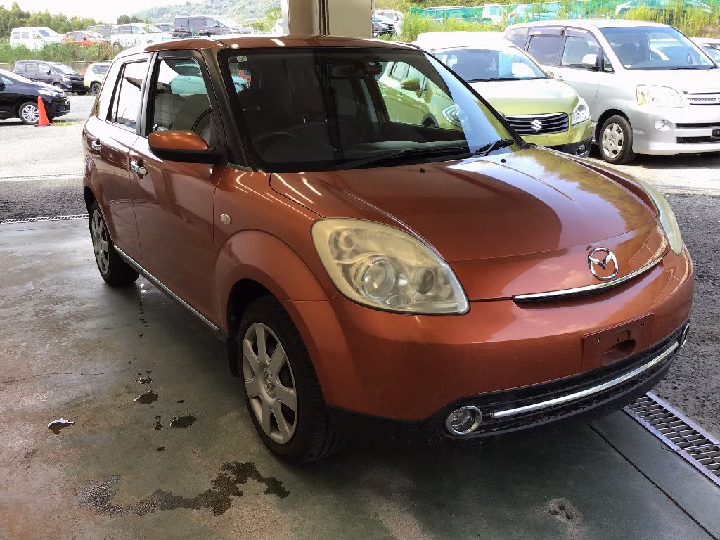 MAZDA VERISA