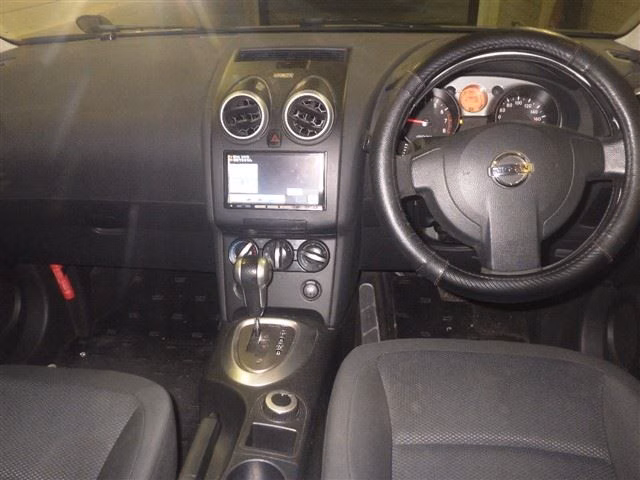 NISSAN DUALIS