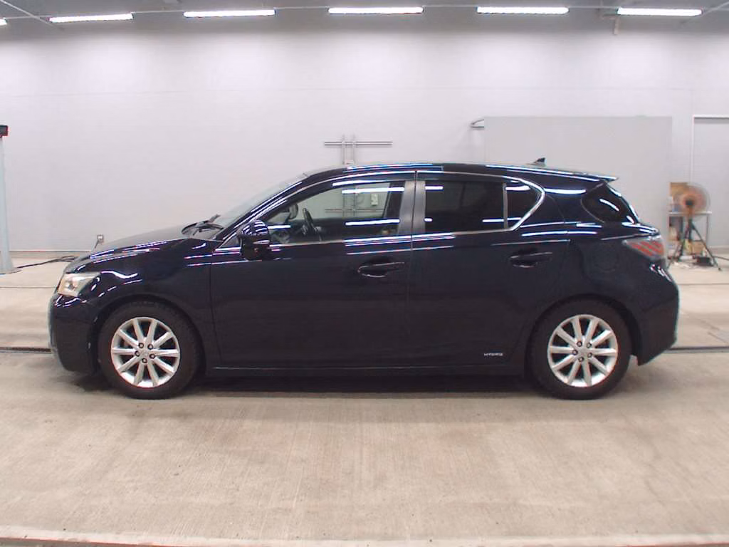 LEXUS CT200H
